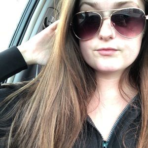 Meet your Posher, Kristen